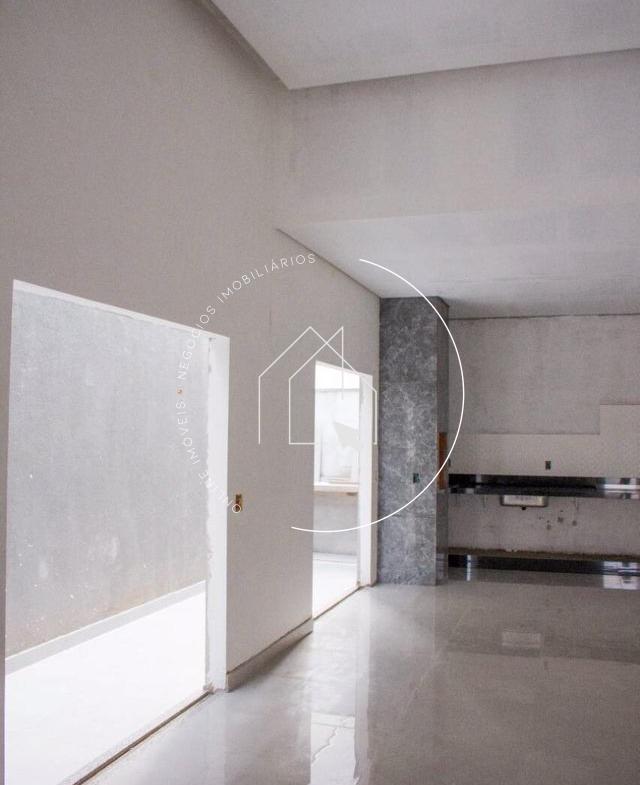 640
