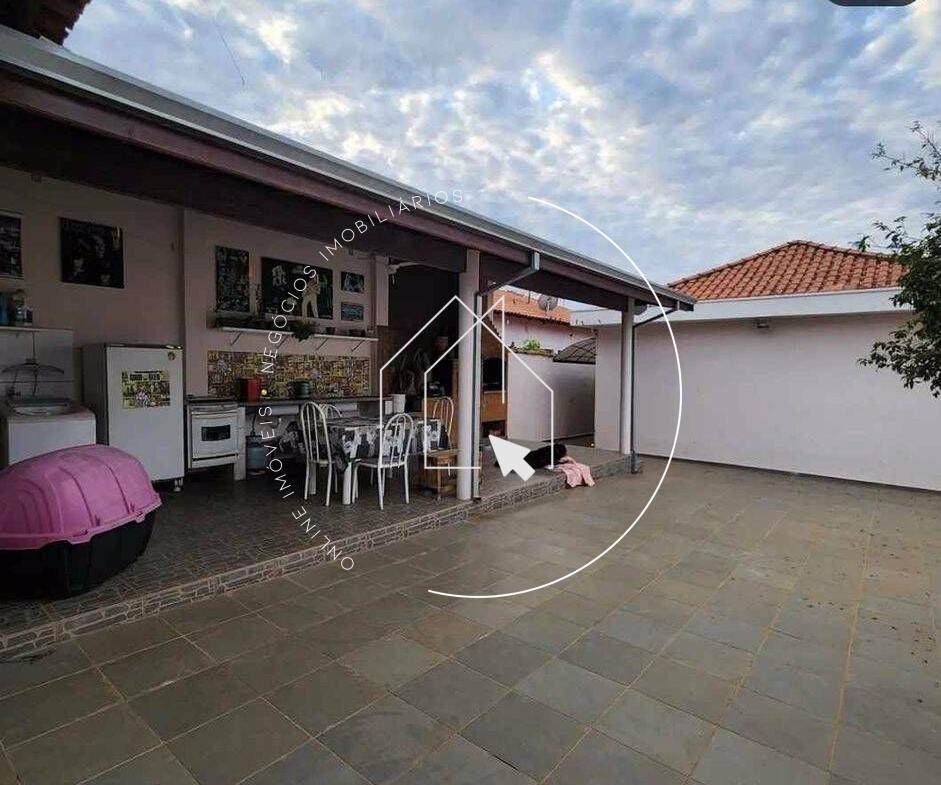 941