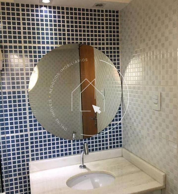 719