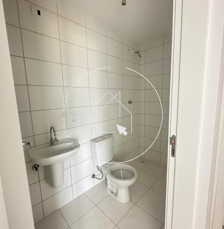 768
