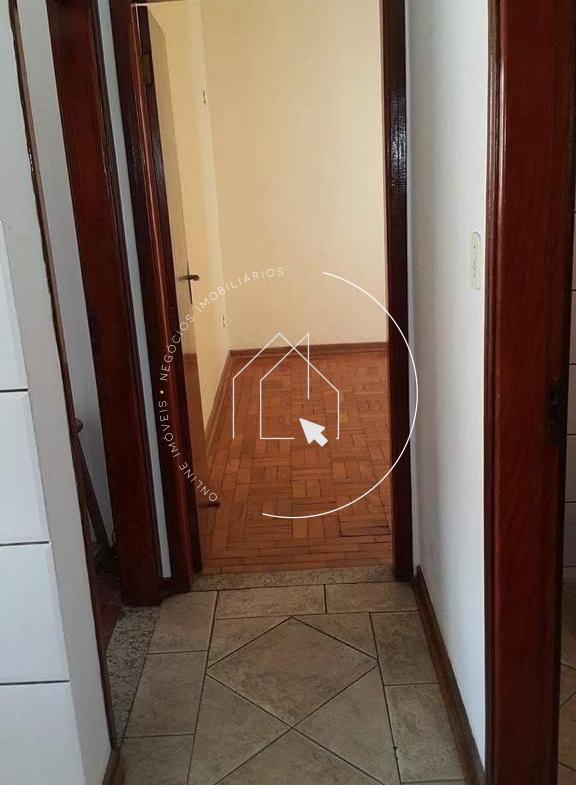 576